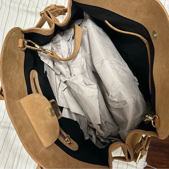 Claudia Firenze Tan Suede Row Handbag - Picture 6 of 7